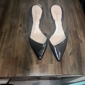 Delnan Black Pointed Toe Heels